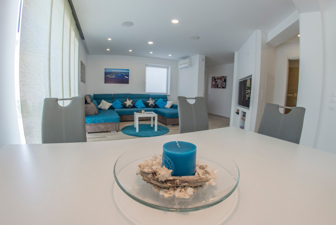 Apartman Karasi, Karasi - kuća za odmor i apartman s bazenom u Pomeru, Istra Pula