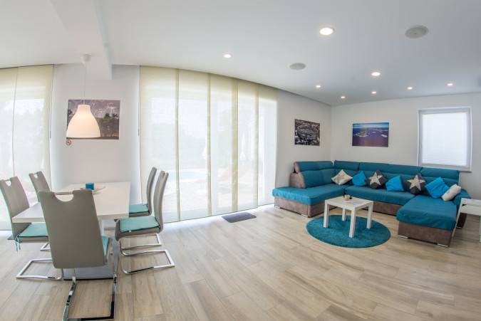 Apartman Karasi, Karasi - kuća za odmor i apartman s bazenom u Pomeru, Istra Pula